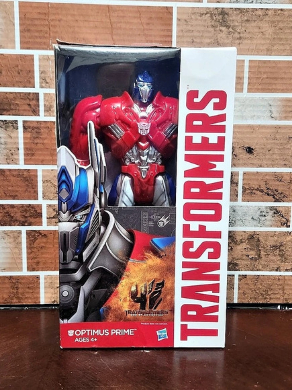 Transformers Optimus Prime Action Figure Red & Blue NWT
